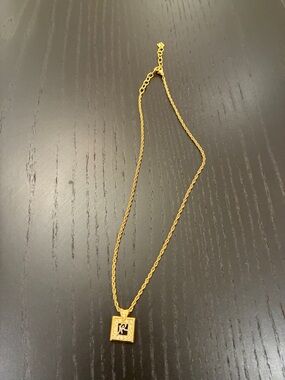 Nina Ricci Cube Necklace 👝